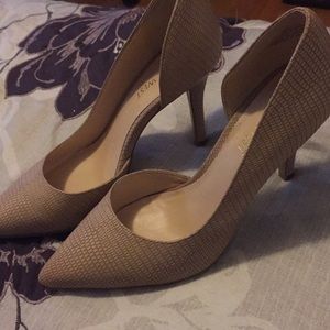 Nine West JUST4YOU nude/cream heels